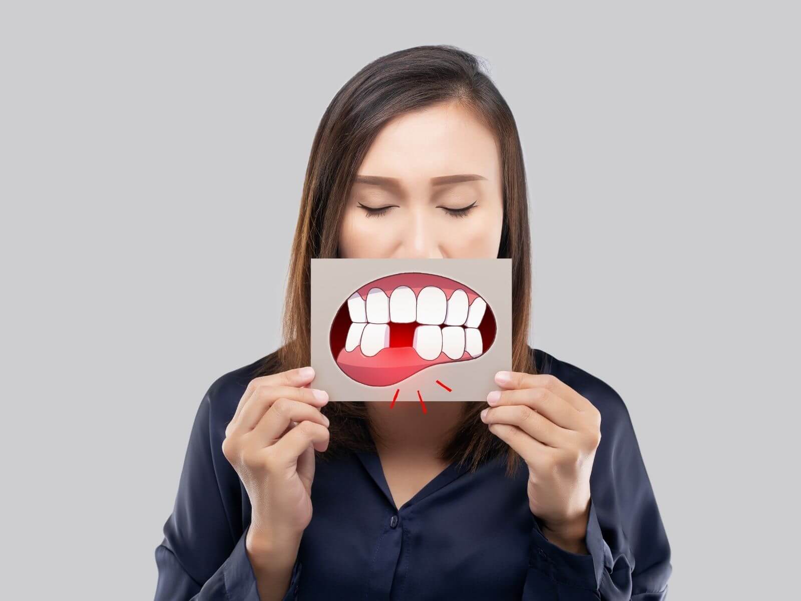 A Knocked Out Tooth: How To Reduce Damage